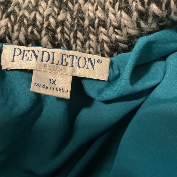 Pendleton Womans Gray Long Sleeve Collared Button Front Overcoat Size 1X Plus - Picture 5 of 15